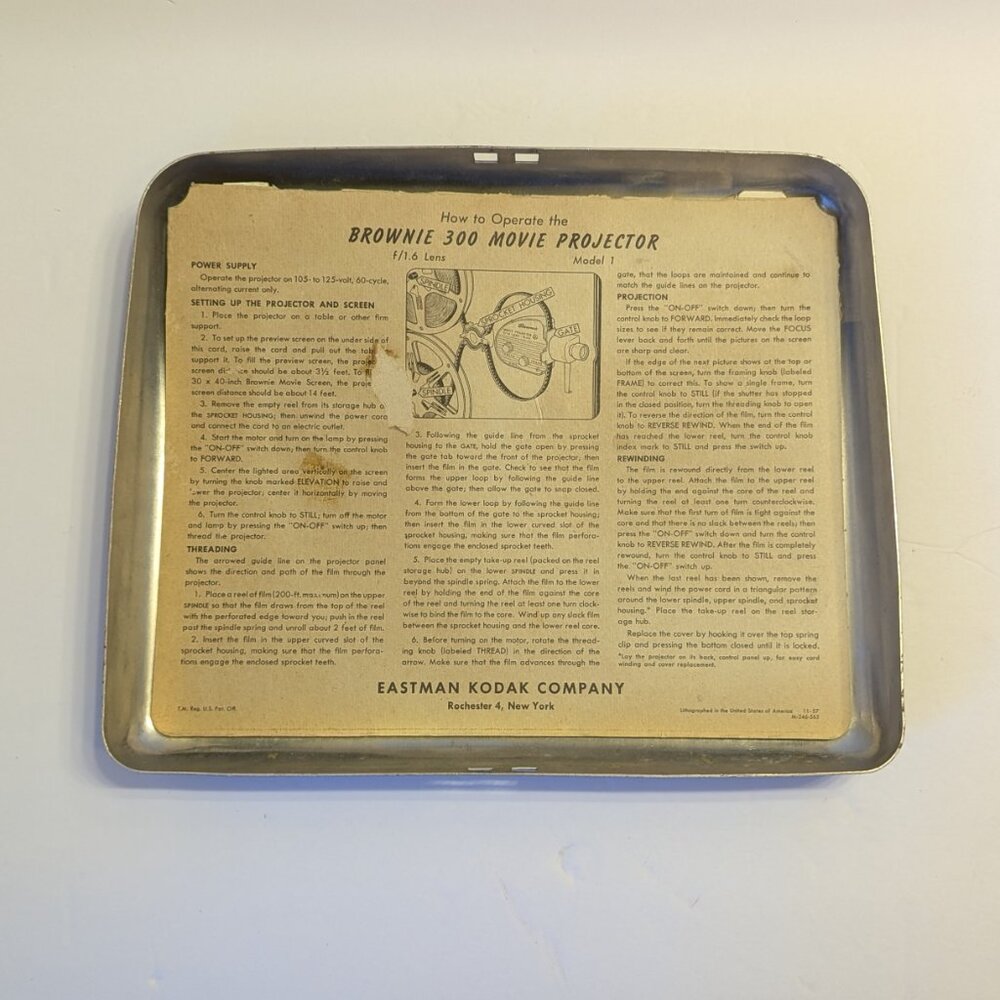 Vintage 1950's Kodak Brownie 300 Movie Projector F/1.6 Lens 8mm Model 1 - Picture 7 of 15